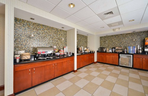 Farmville Hotel | Hampton Inn Farmville, VA