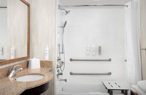 Westover Hotel | Hampton Inn Fayetteville Fort Bragg