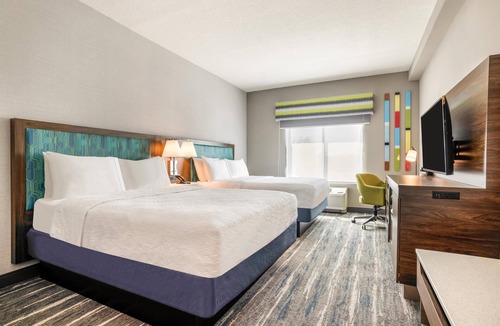 Fort Myers River District Hotel | Hampton Inn Fort Myers Downtown