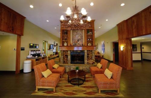 Franklin Hotel | Hampton Inn Franklin, NC
