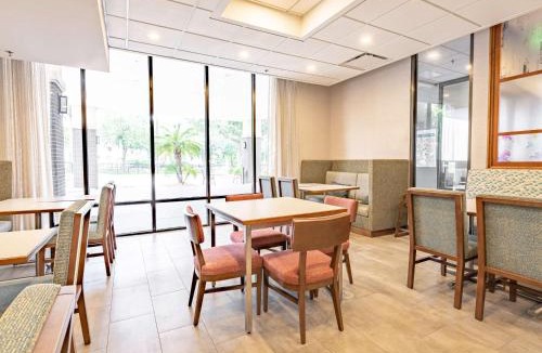 Gainesville Hotel | Hampton Inn Gainesville