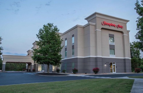 Ware Hotel | Hampton Inn Gloucester