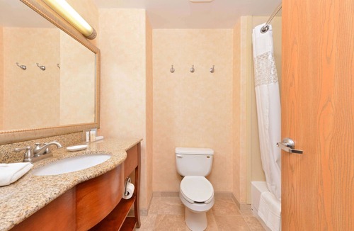 Grand Island Hotel | Hampton Inn Grand Island