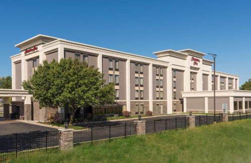 Wyoming Hotel | Hampton Inn Grand Rapids-South