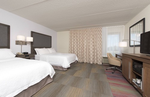 Wyoming Hotel | Hampton Inn Grand Rapids-South