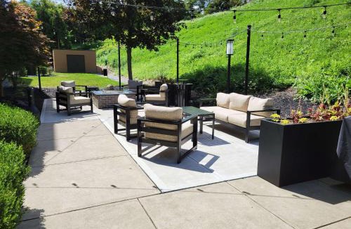 Greensburg Hotel | Hampton Inn Greensburg