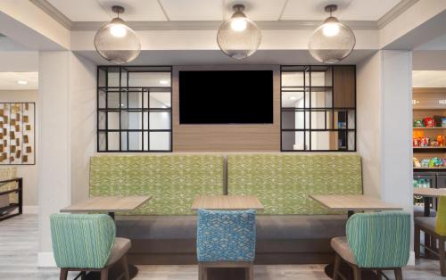Greenville Hotel | Hampton Inn - Greenville