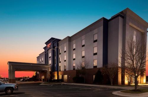 Callands-Gretna Hotel | Hampton Inn Gretna - Smith Mountain Lake