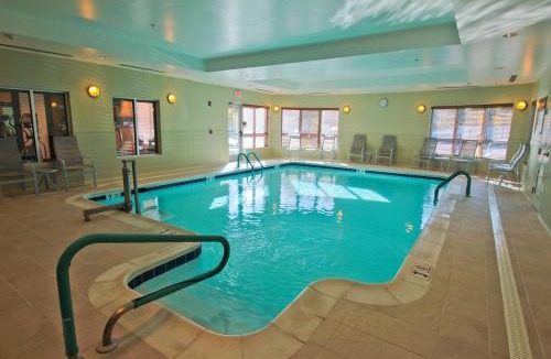 Coliseum Central Hotel | Hampton Inn Hampton-Newport News