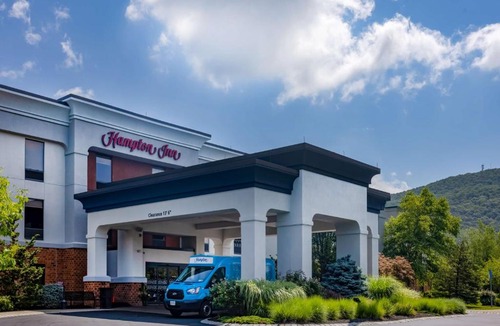 Central Valley Hotel | Hampton Inn Harriman Woodbury