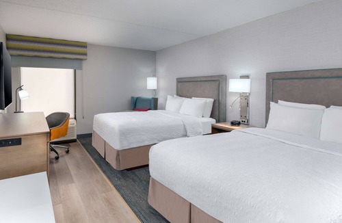 Windsor Hotel | Hampton Inn Hartford/Airport