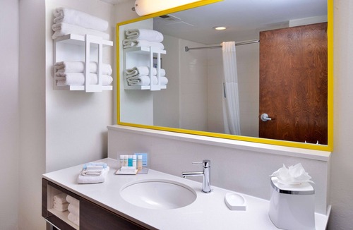 Henderson Hotel | Hampton Inn Henderson