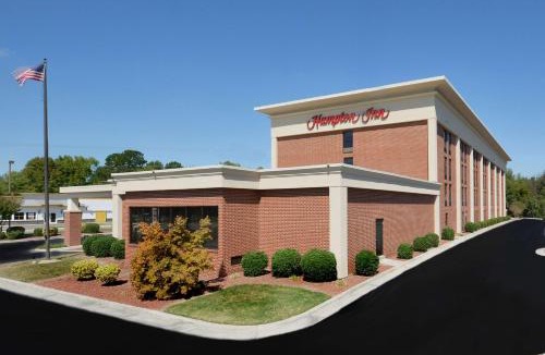Archdale Hotel | Hampton Inn High Point