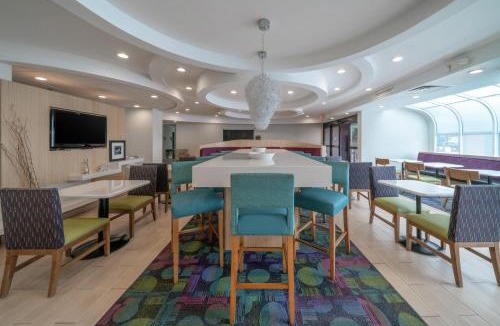 Hopewell Hotel | Hampton Inn Hopewell Fort Gregg-Adams