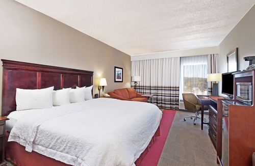 Barboursville Hotel | Hampton Inn Huntington/Barboursville