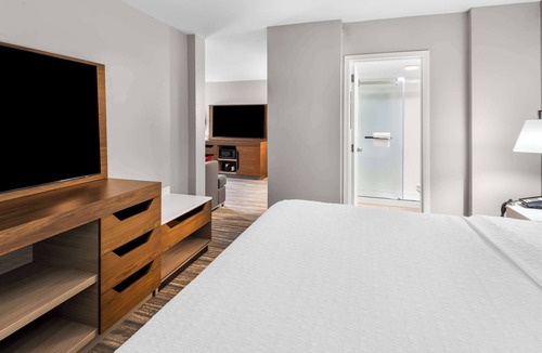 Castleton Hotel | Hampton Inn Indianapolis-N.E./Castleton