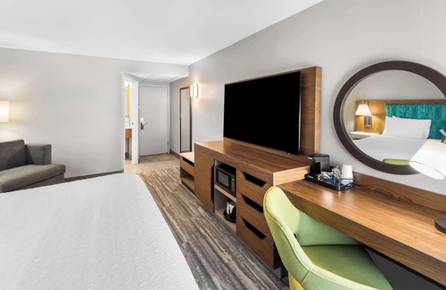 Castleton Hotel | Hampton Inn Indianapolis-N.E./Castleton