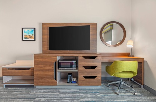 Junction City Hotel | Hampton Inn Junction City