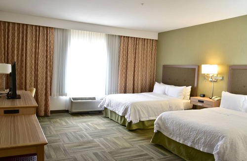 Portage Hotel | Hampton Inn Kalamazoo