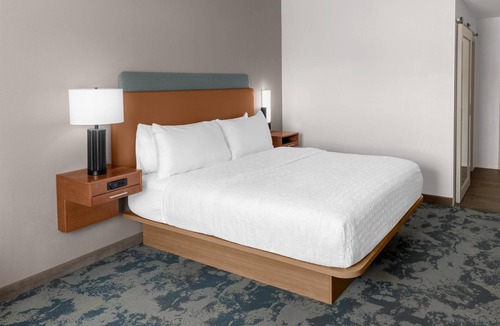 Shawnee Hotel | Hampton Inn Kansas City/Shawnee Mission