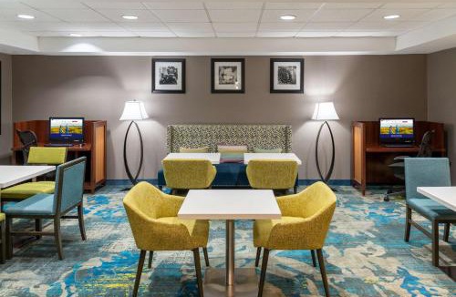Lee's Summit Hotel | Hampton Inn Kansas City-Lee's Summit