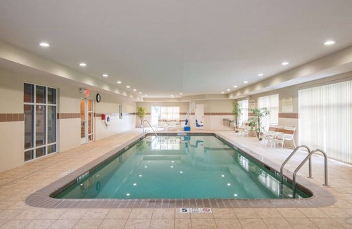 Kingston Hotel | Hampton Inn Kingston