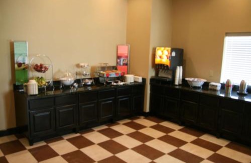 La Grange Hotel | Hampton Inn La Grange