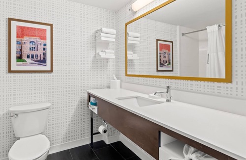 Laramie Hotel | Hampton Inn Laramie