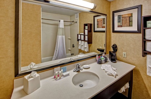 Laurinburg Hotel | Hampton Inn Laurinburg