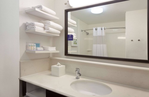 Lawrenceville Hotel | Hampton Inn Lawrenceville