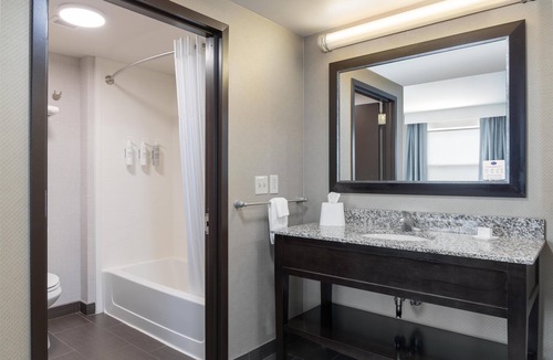 Lewiston Hotel | Hampton Inn Lewiston-Auburn