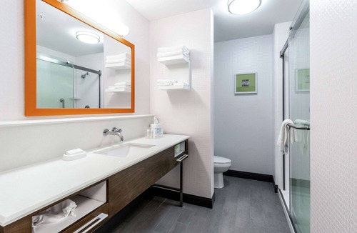 Locust Grove Hotel | Hampton Inn Locust Grove