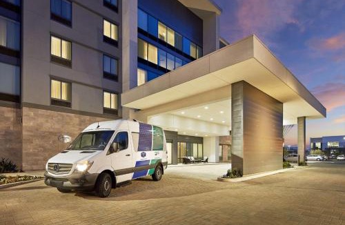 Harbor Hotel | Hampton Inn Long Beach Airport, Ca