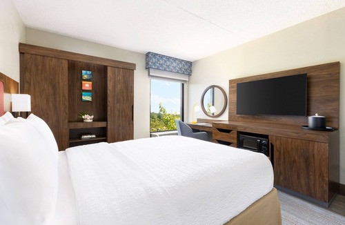 Islandia Hotel | Hampton Inn Long Island/Islandia