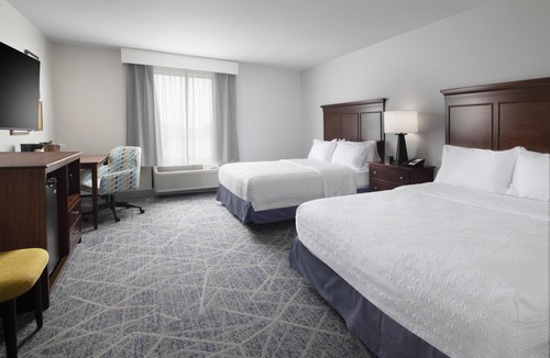 Magnolia Hotel | Hampton Inn Magnolia