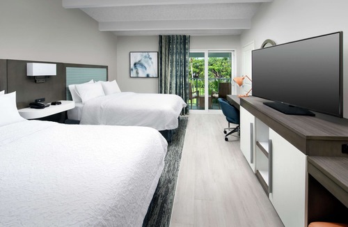 Marathon Hotel | Hampton Inn Marathon - Florida Keys