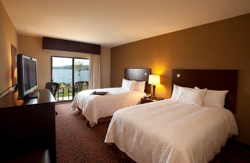 Marquette Hotel | Hampton Inn Marquette/Waterfront