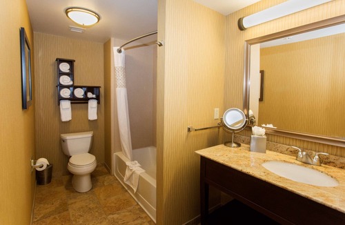 Marquette Hotel | Hampton Inn Marquette/Waterfront