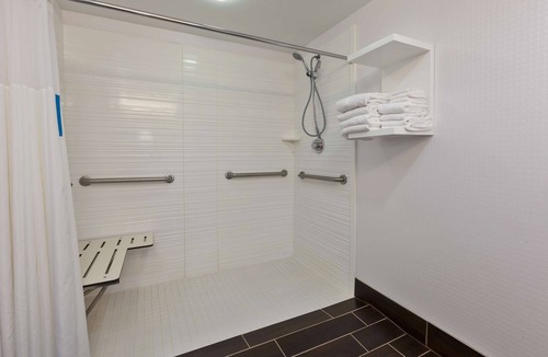 Marysville Hotel | Hampton Inn Marysville