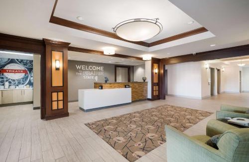 McHenry Hotel | Hampton Inn McHenry
