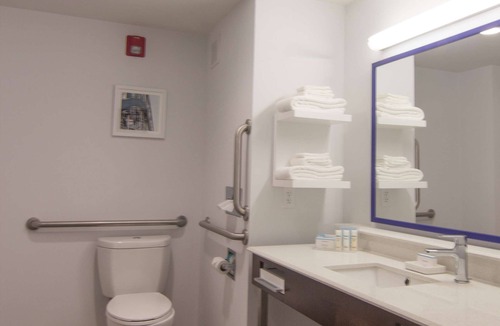 Medina Hotel | Hampton Inn Medina