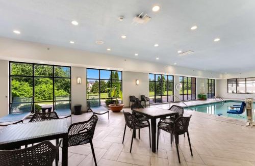 Milford Hotel | Hampton Inn Milford