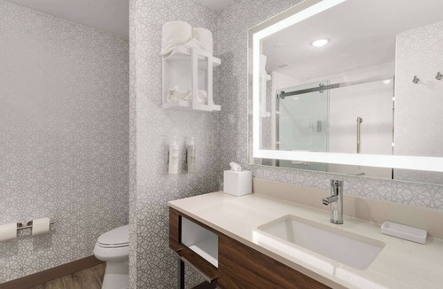 Milford Hotel | Hampton Inn Milford