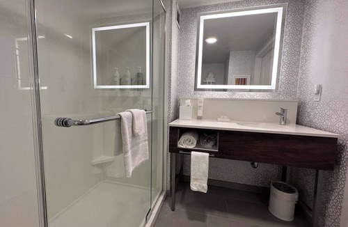 Milpitas Hotel | Hampton Inn Milpitas