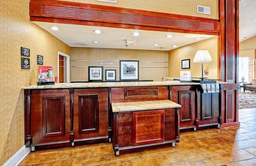 Morristown Hotel | Hampton Inn Morristown