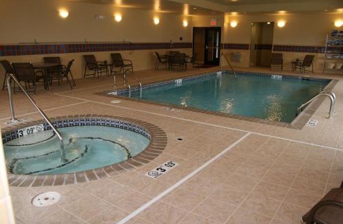 Mountain Home Hotel | Hampton Inn Mountain Home