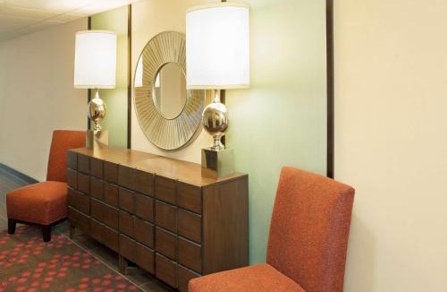 Norton Shores Hotel | Hampton Inn Muskegon