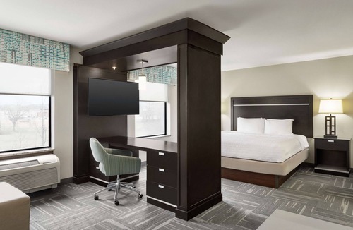 New Albany Hotel | Hampton Inn New Albany