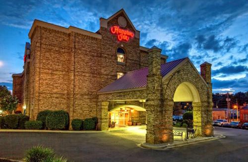 Newberry Hotel | Hampton Inn Newberry Opera House