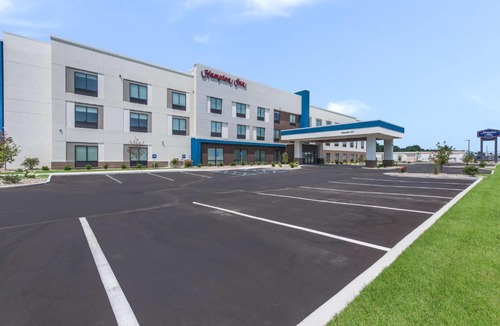 Niles Hotel | Hampton Inn Niles, Mi
